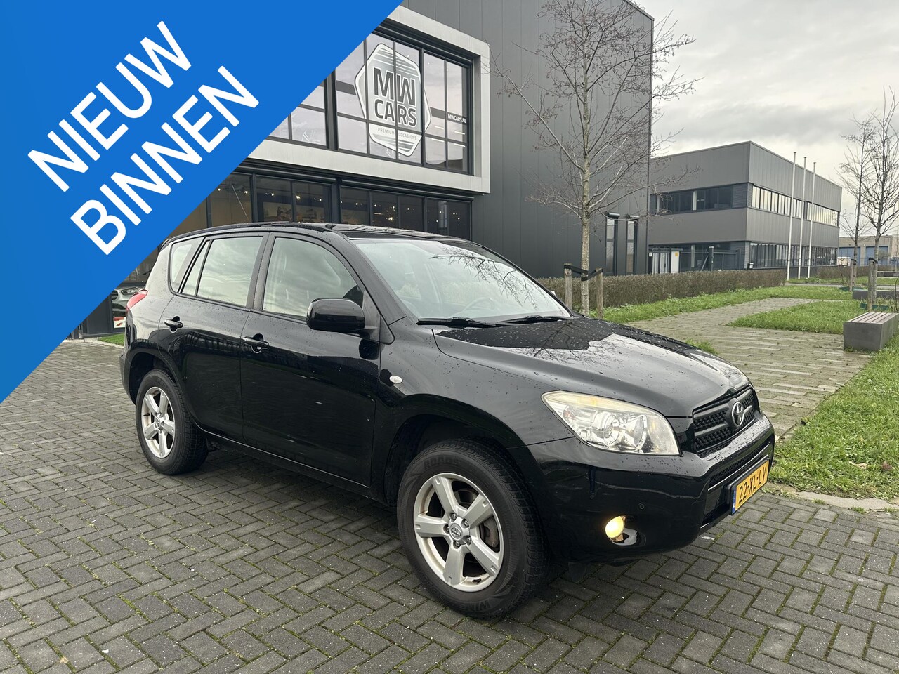 Toyota RAV4 - 2.0 VVTi Linea Sol 2.0 VVTi Linea Sol - AutoWereld.nl