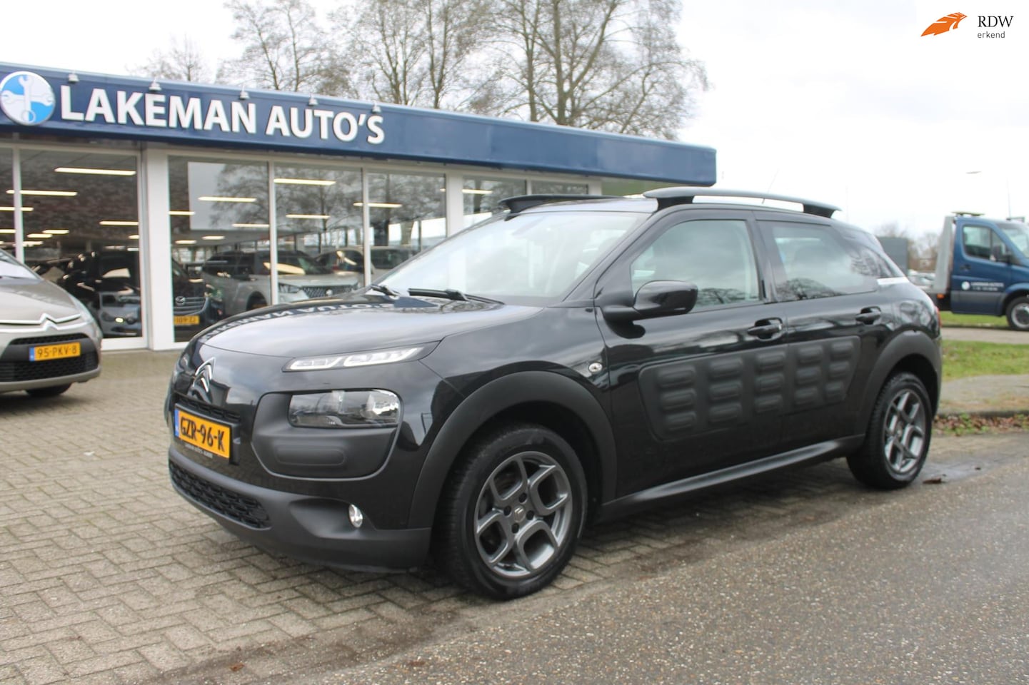 Citroën C4 Cactus - 1.2 PureTech Business Plus Blackline Huurkoop Inruil APK Garantie - AutoWereld.nl