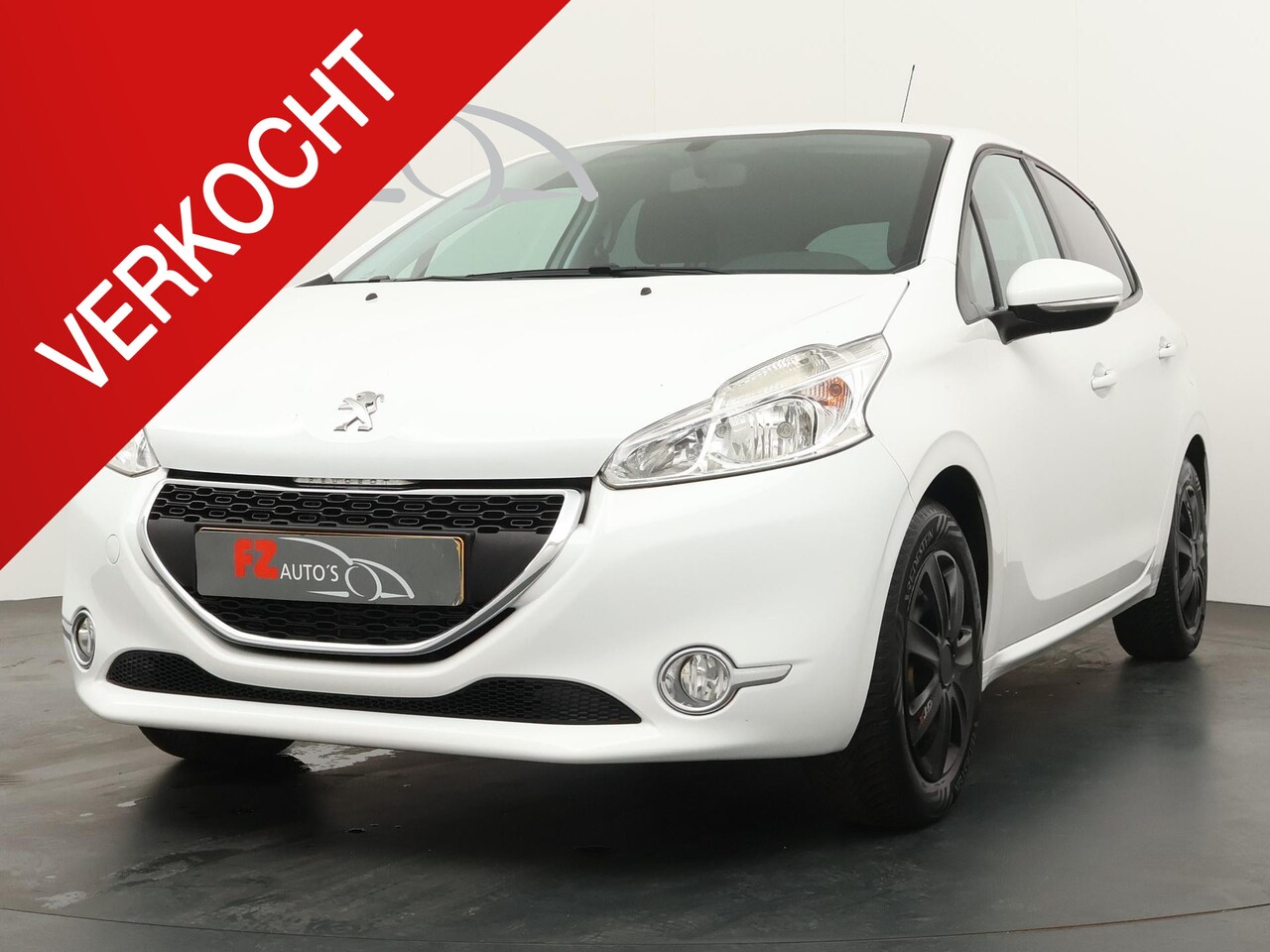 Peugeot 208 - 1.2 VTi Active | Trekhaak | Airco | Cruise Control | - AutoWereld.nl