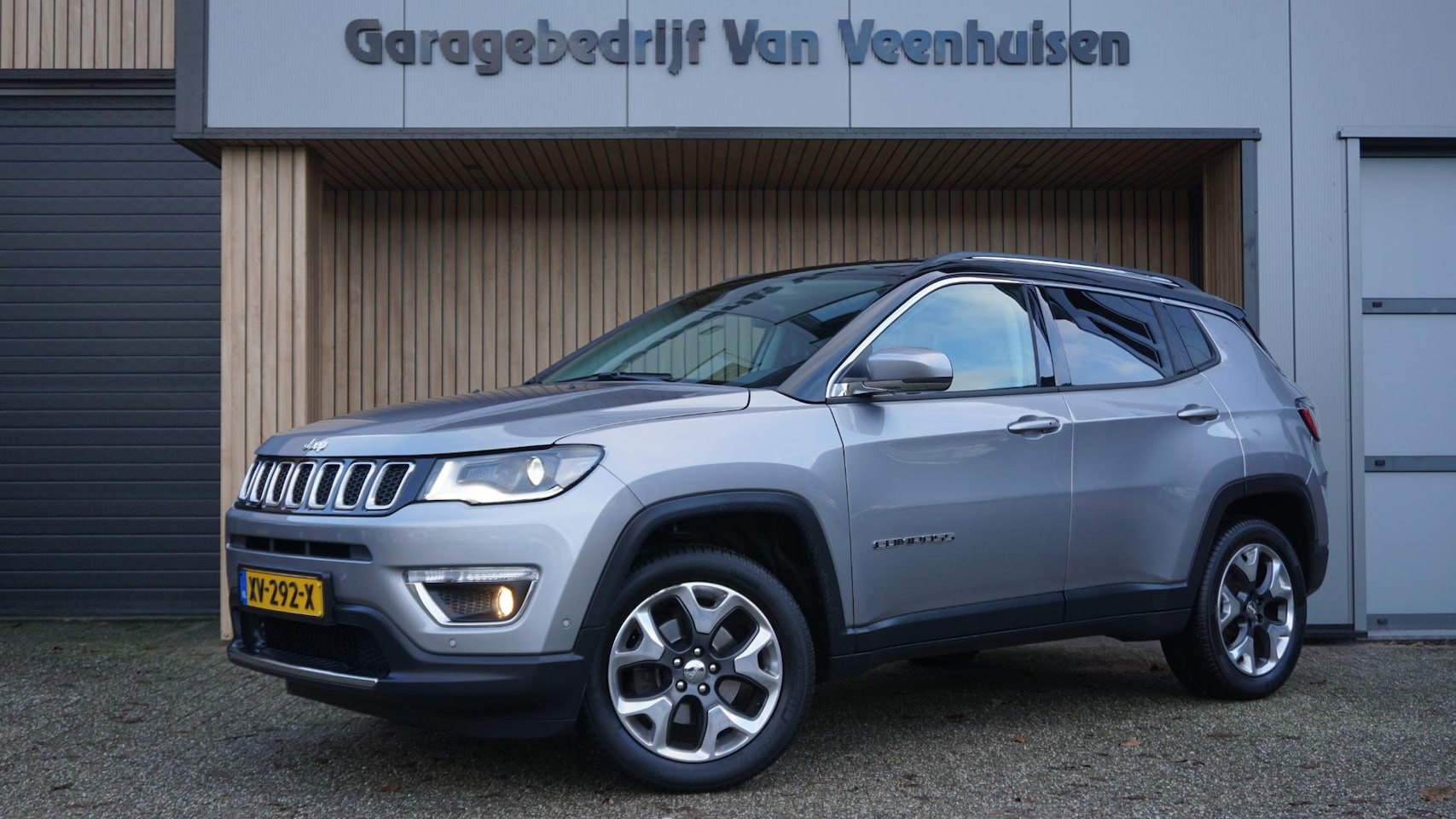 Jeep Compass - 1.4 170pk MultiAir Limited 4x4 Beats Sound Leder Stoel & Stuurverwarming Xenon Keyless *NL - AutoWereld.nl