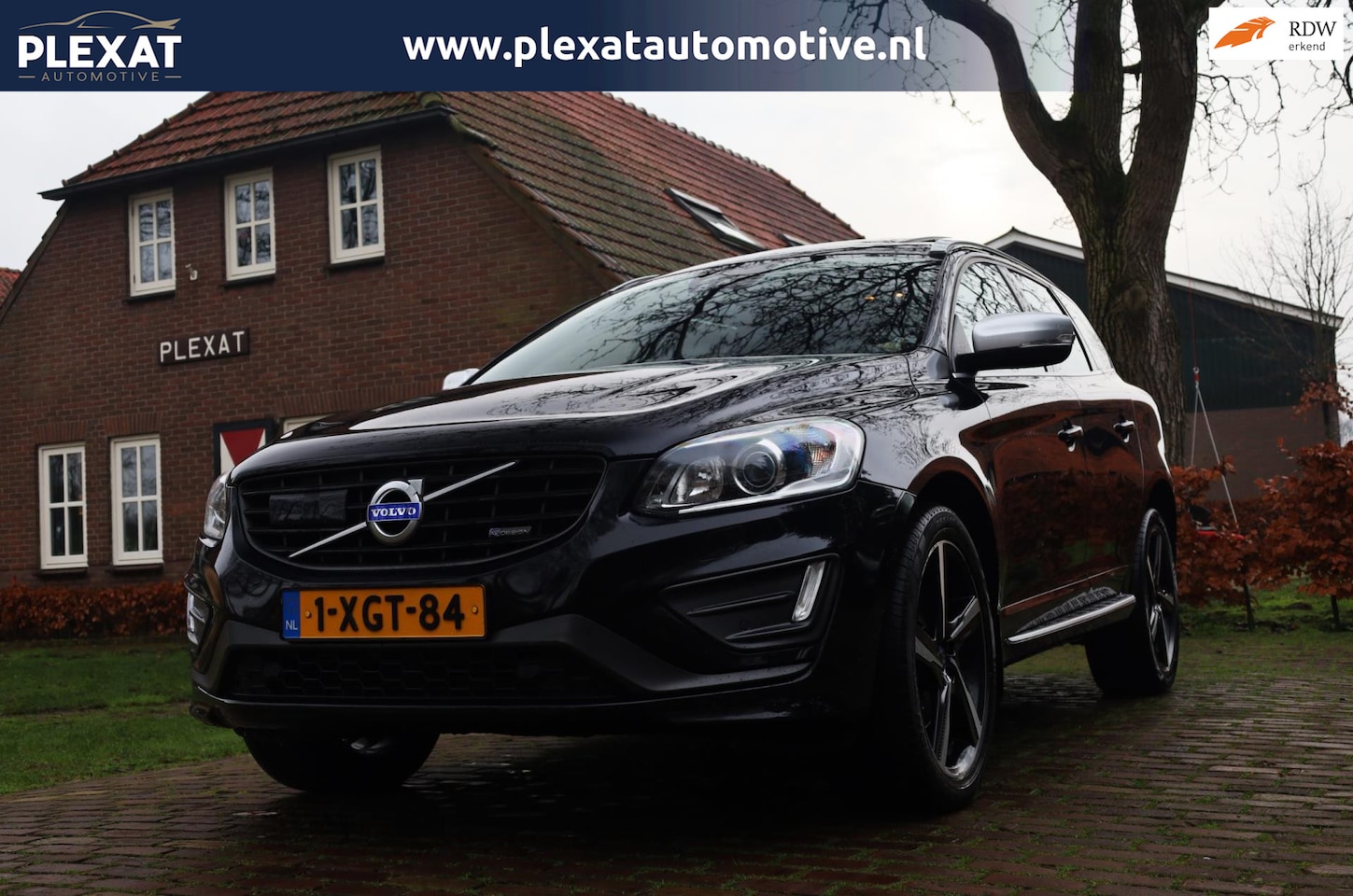 Volvo XC60 - 2.0 T5 R-Design Aut. | Panorama | Adap. Cruise | Lederen Dash | Sportpakket | 1e Eigenaar - AutoWereld.nl