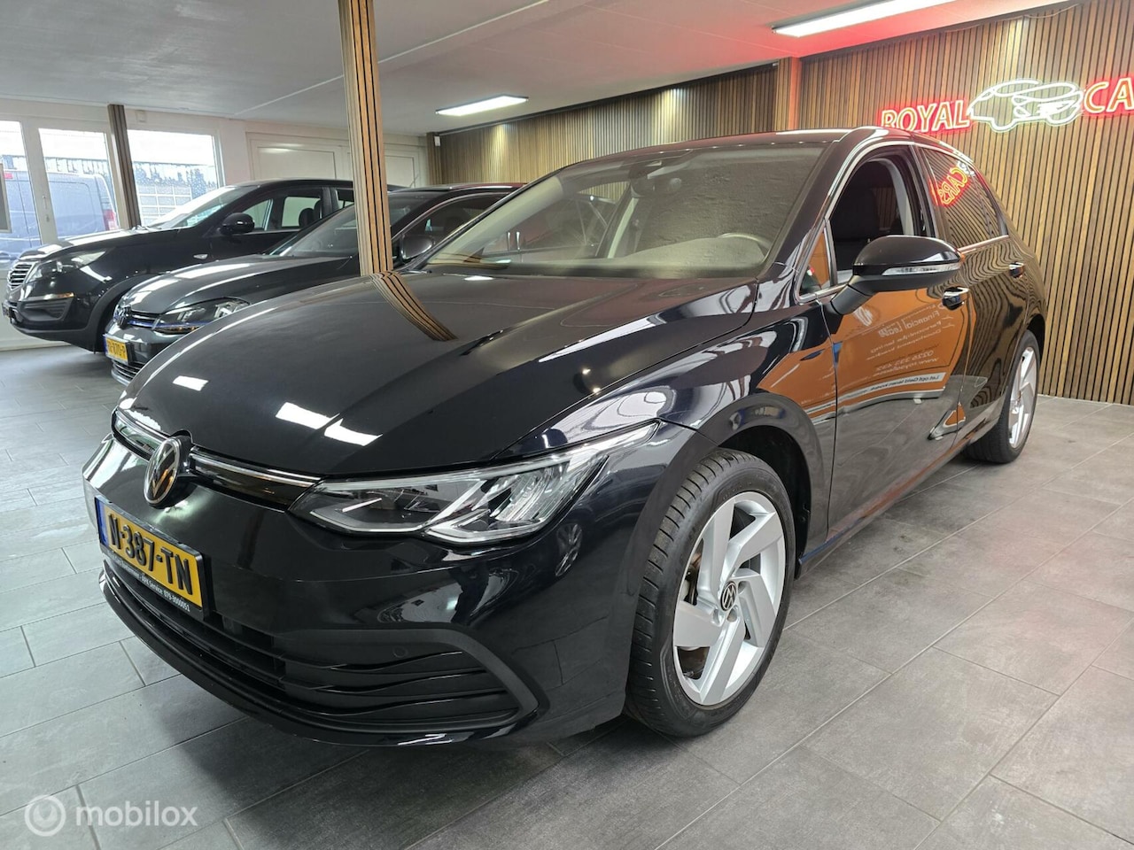 Volkswagen Golf - 1.0 eTSI Life Business/ ACC/ Camera/Automaat - AutoWereld.nl