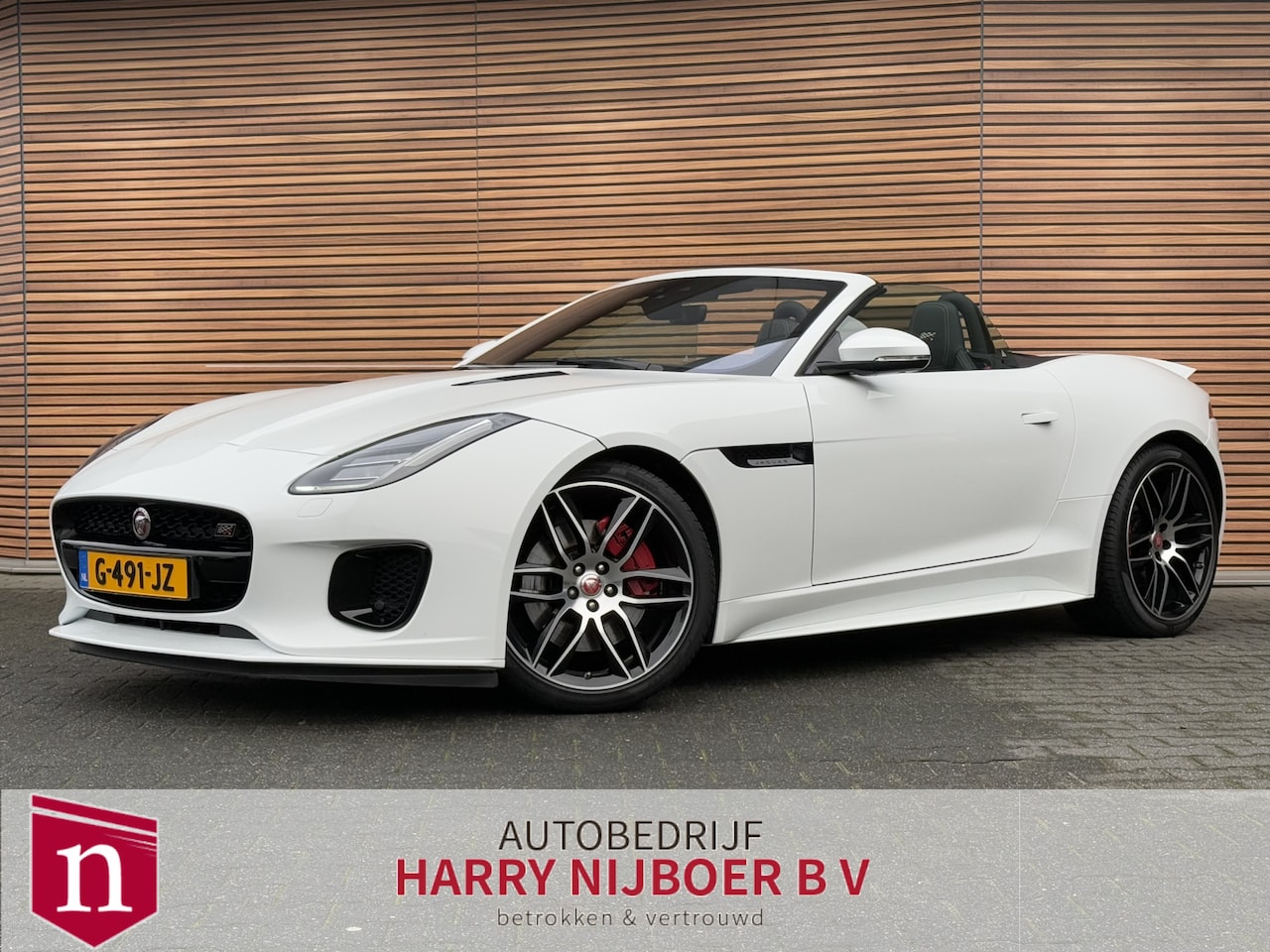 Jaguar F-type - 2.0T Chequered Flag Sport Pakket / Navigatie / Camera - AutoWereld.nl