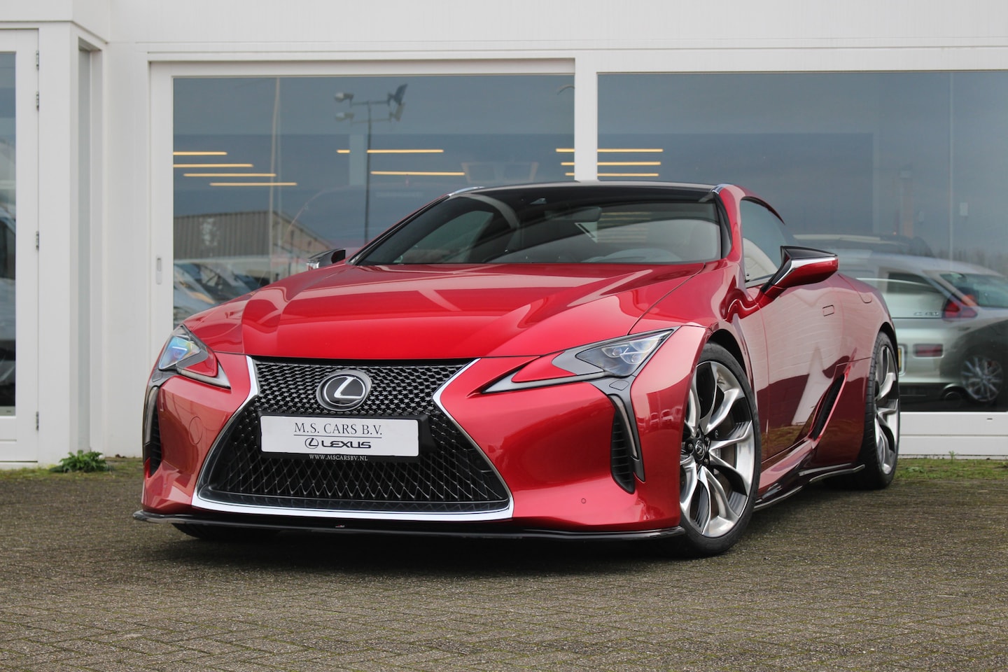 Lexus LC - 500 5.0 V8 Touring Pack I Applecarplay I Performance I €80.000,- Export price - AutoWereld.nl