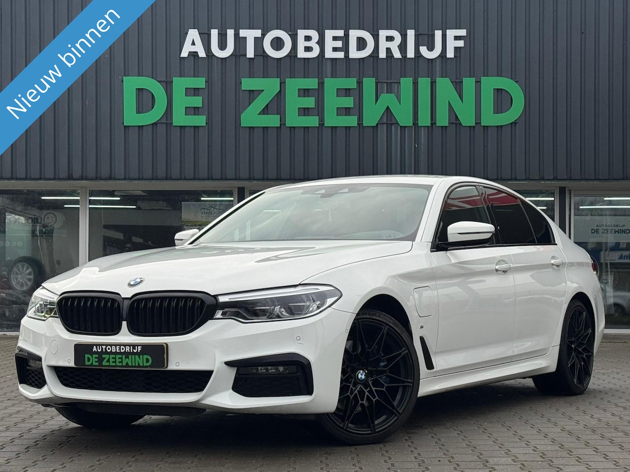 BMW 5-serie - 530E IPERFORMANCE 530e M-Sport iPerformance Executive|Facelift|Rijklaar - AutoWereld.nl