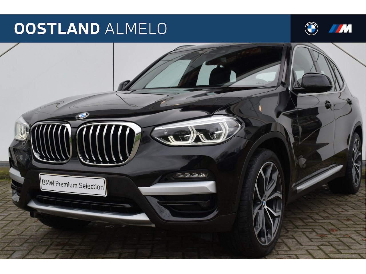 BMW X3 - xDrive20i High Executive xLine Automaat / Sportstoelen / Adaptieve LED / Head-Up / Parking - AutoWereld.nl