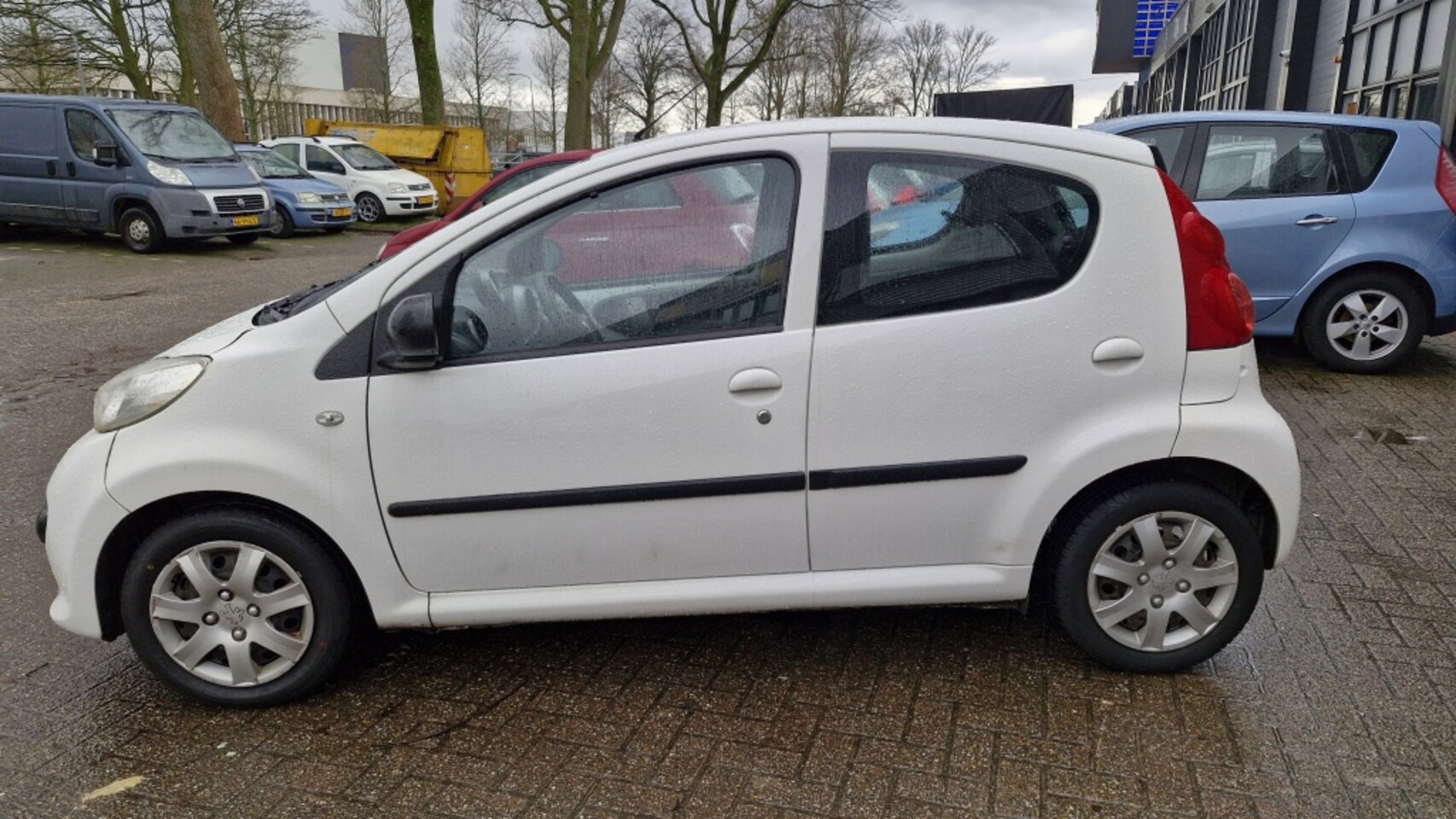 Peugeot 107 - 1.0-12V XS nwe koppeling!!