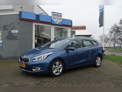 Kia Cee'd - Cee D 1.6 GDI Eco Dynamics 135 PK Plus Pack | TREKHAAK | NAVIGATIE | CAMERA | ECC