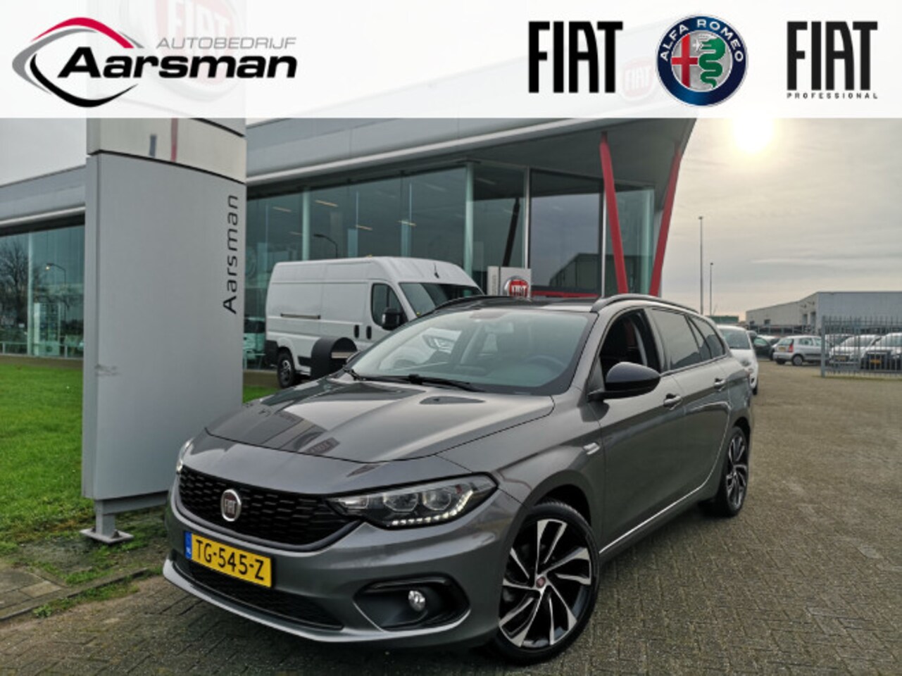 Fiat Tipo Stationwagon - 1.4 T-Jet 16v S-Design | Adaptive cruise | Carplay | Camera | 18 Inch velgen - AutoWereld.nl