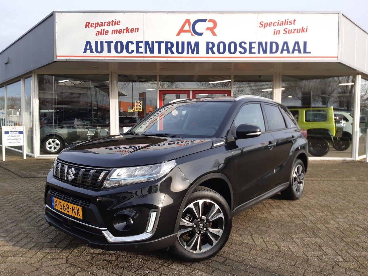 Suzuki Vitara - 1.4 Boosterjet Style Smart Hybrid Camera Stoelverwarming LED PDC LMV CRUISE 1e EIGENAAR NA - AutoWereld.nl