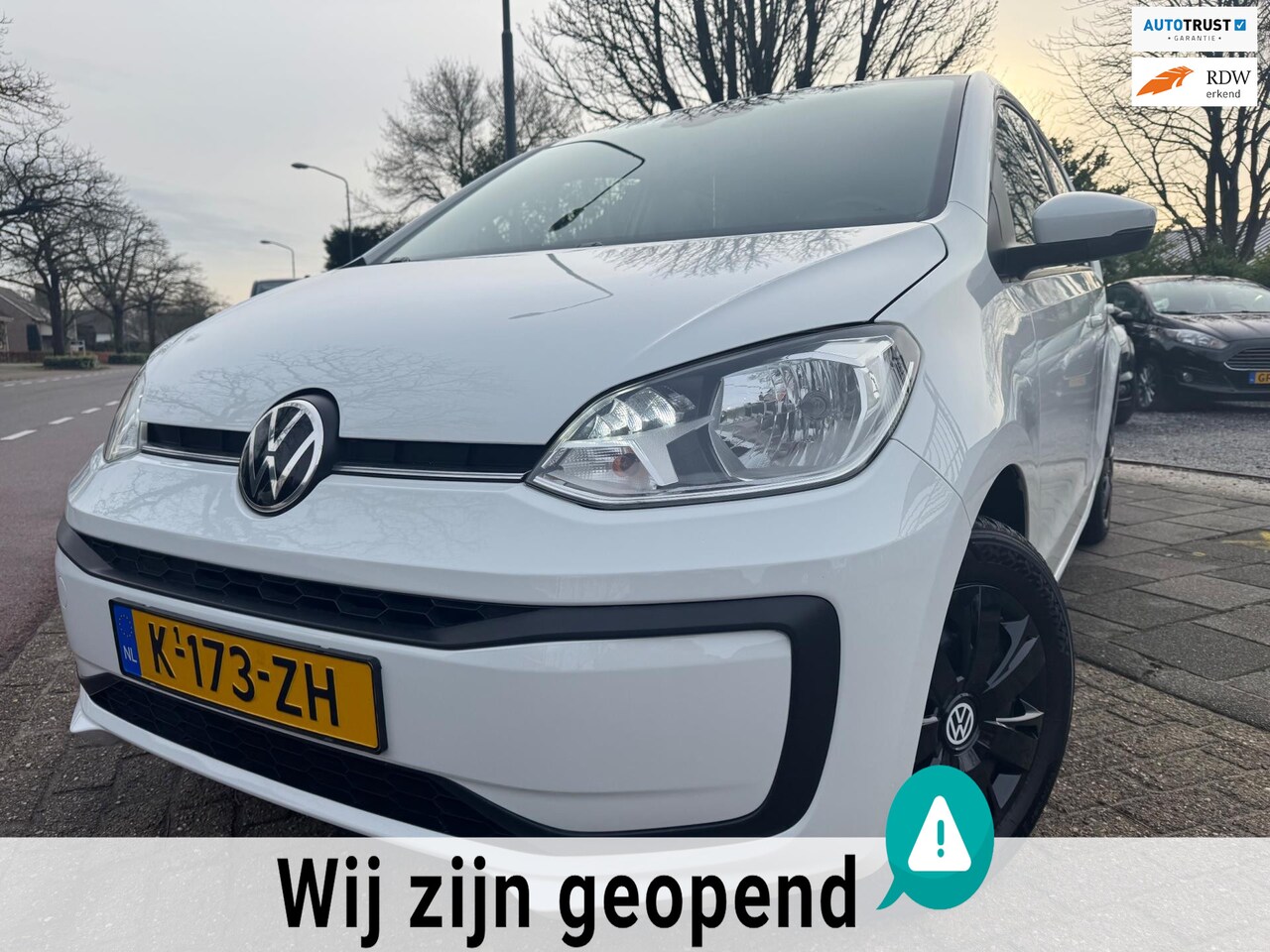 Volkswagen Up! - 1.0 A-C Elek-Pakket N.A.P Bluethooth..!! - AutoWereld.nl