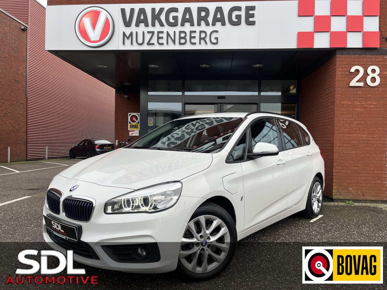 BMW 2-serie Active Tourer - 225xe iPerformance Executive // FULL LED // ADAPTIV. CRUISE // PDC // ELEK. ACHTERKLEP // - AutoWereld.nl