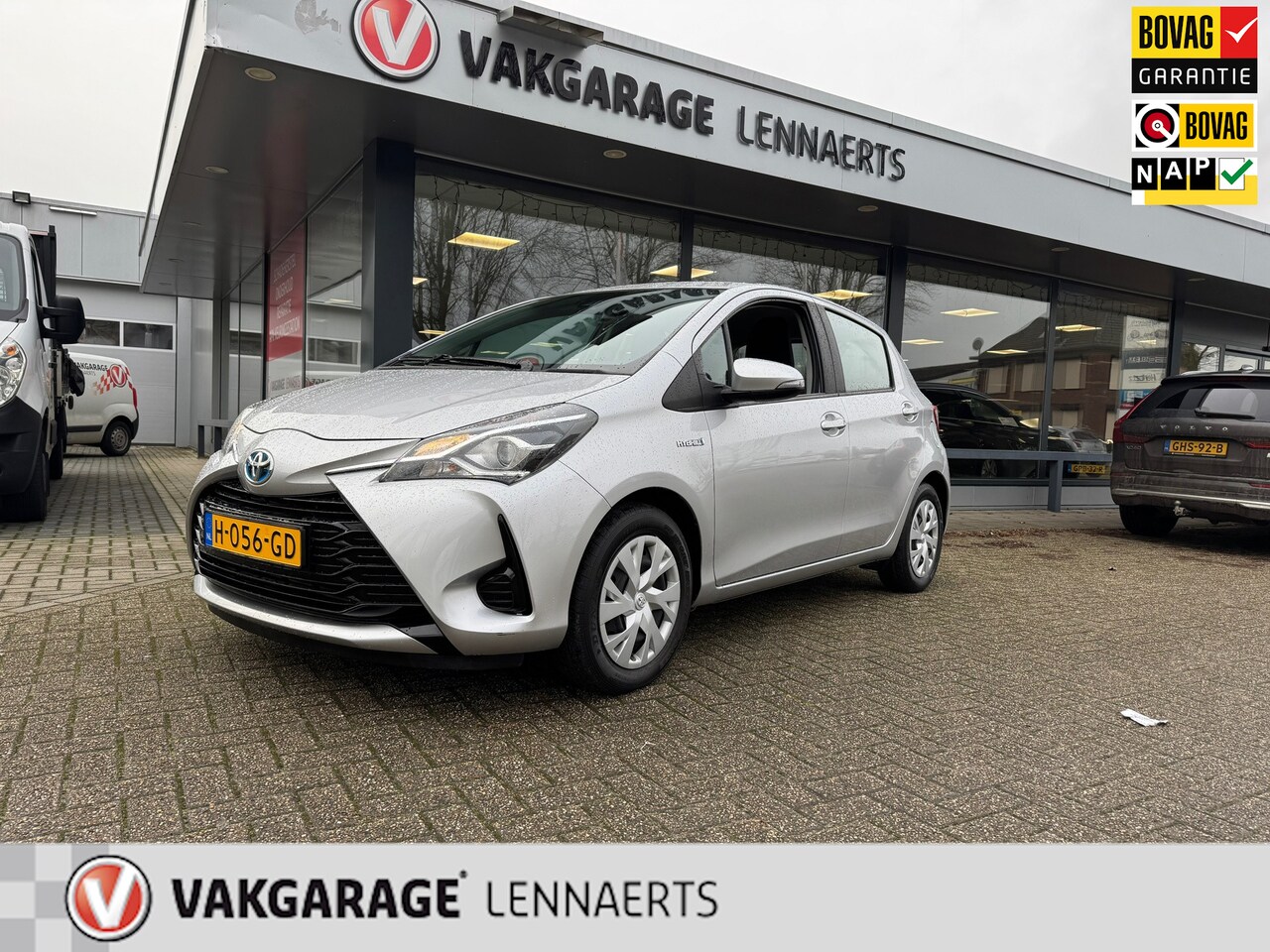 Toyota Yaris - 1.5 Hybrid Active 1.5 Hybrid Active, automaat, Rijklaarprijs / 12 mnd garantie - AutoWereld.nl