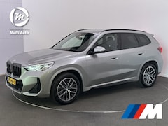 BMW X1 - sDrive20i M Sport | Alcantara Sportstoelen Verwarmd | Trekhaak af Fabriek | Live Cockpit |