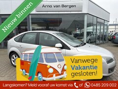 Ford Focus - 1.6-16V Futura, airco, cruisecontrol, nette auto, top onderhouden