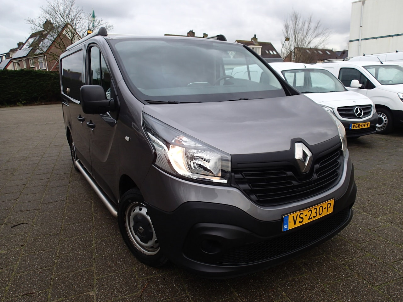 Renault Trafic - 1.6 dCi T29 L1H1 Turbo2 Energy VOORZIEN VAN AIRCO+CRUISE+NAVIGATIE !! - AutoWereld.nl