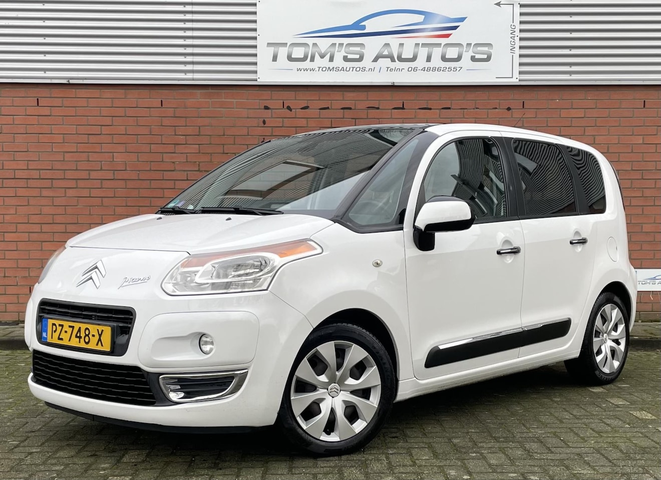 Citroën C3 Picasso - 1.6 VTi Aura. pano. clima. trekhaak - AutoWereld.nl