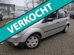 Ford Fiesta - 1.3 Ambiente* 150d km NAP* Nw Apk* Nw koppeling* Koopje