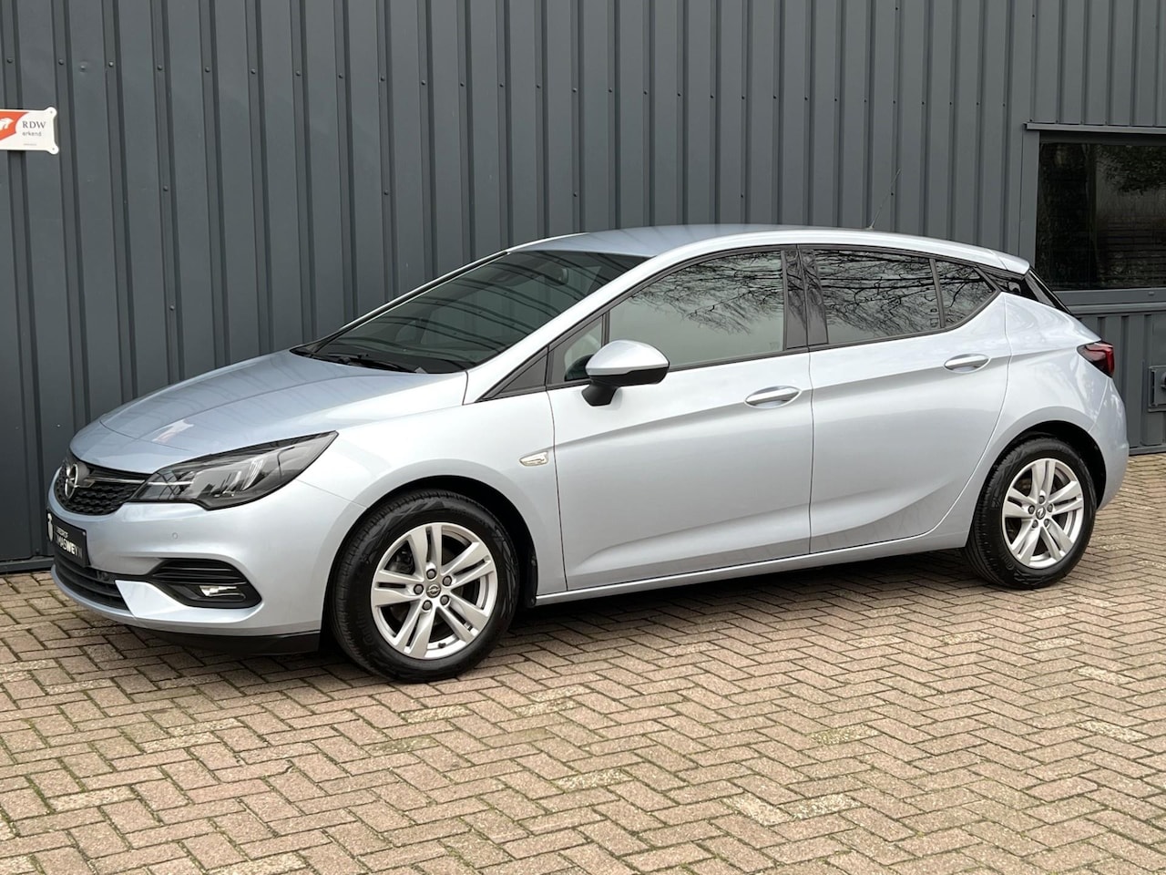 Opel Astra - 1.2 Elgance 145 PK!/LED!/APK!/ONDERHOUDEN!/ - AutoWereld.nl