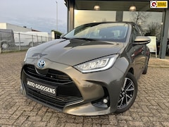 Toyota Yaris - 1.5 Hybrid Dynamic|Led|Keyless|Stoelverwarming