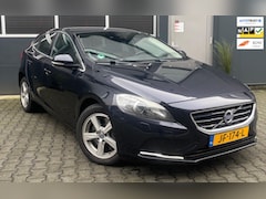 Volvo V40 - 1.5 T2 Nordic+*STOELVW*CRUISE*DEALER ONDERHOUDEN