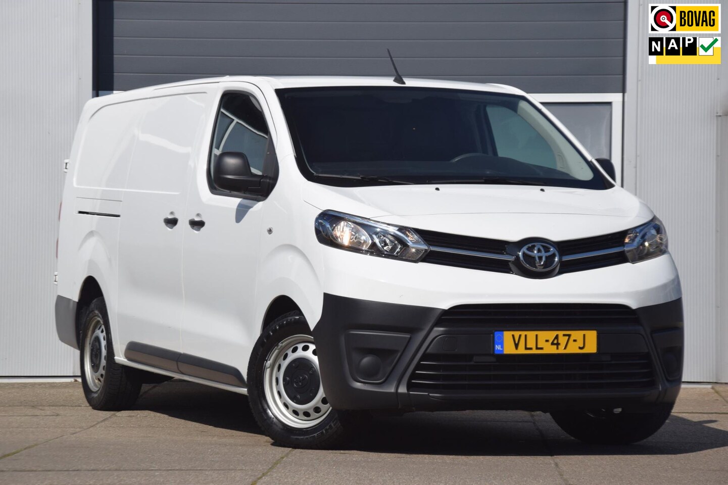 Toyota PROACE Long Worker - 1.5 D-4D Cool Comfort - AutoWereld.nl