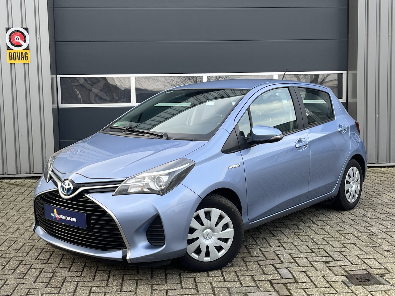 Toyota Yaris - 1.5 Hybrid Trend | Camera | 1e Eigenaar | Climate Control | Interesse? Bel of App naar: 06 - AutoWereld.nl