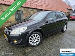 Opel Astra - 1.6 Temptation