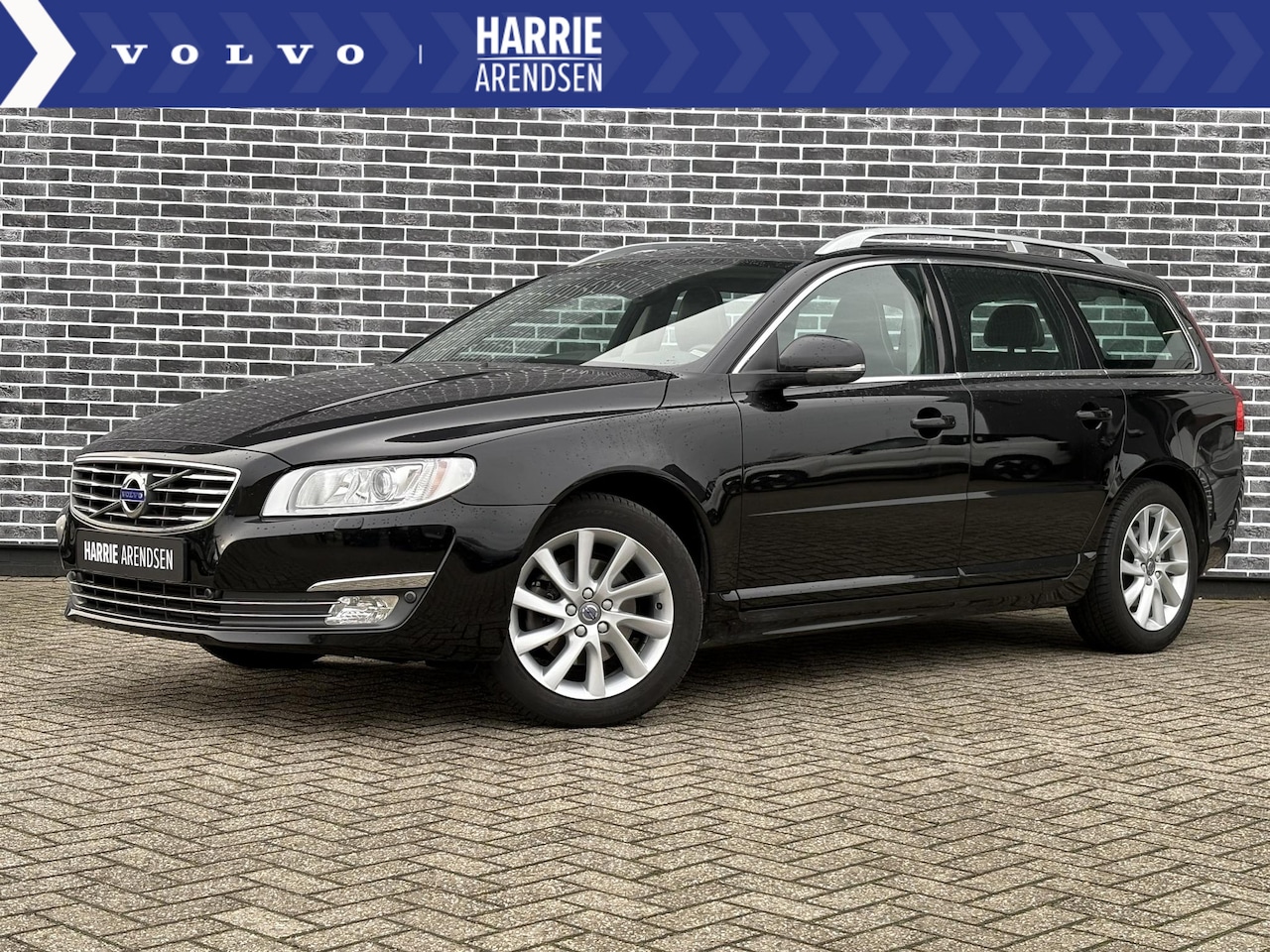 Volvo V70 - 2.0 T4 Inscription Edition | Stoelventilatie en verwarming | Schuifdak | Harman Kardon aud - AutoWereld.nl