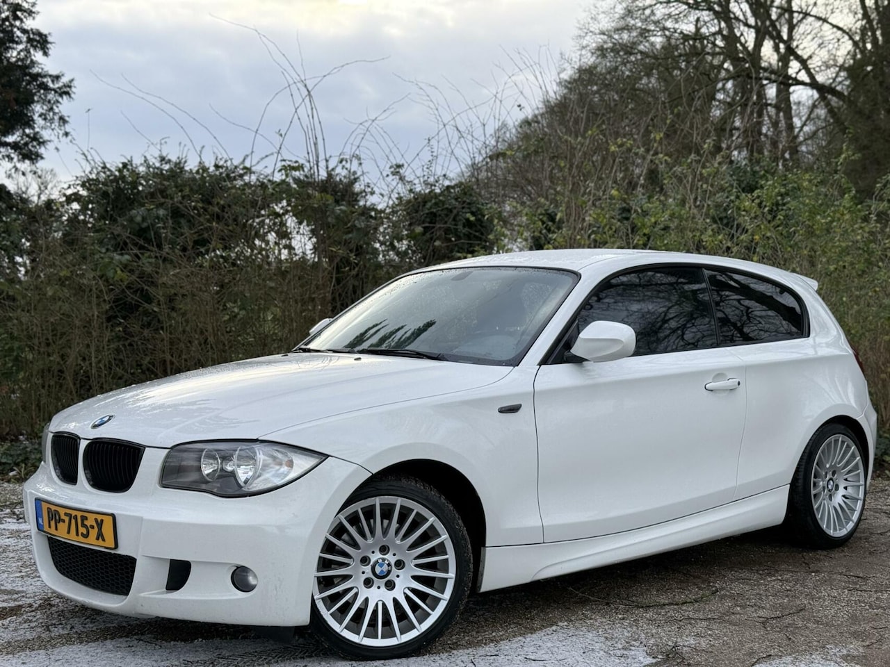 BMW 1-serie - 120d High Executive 120d High Executive - AutoWereld.nl