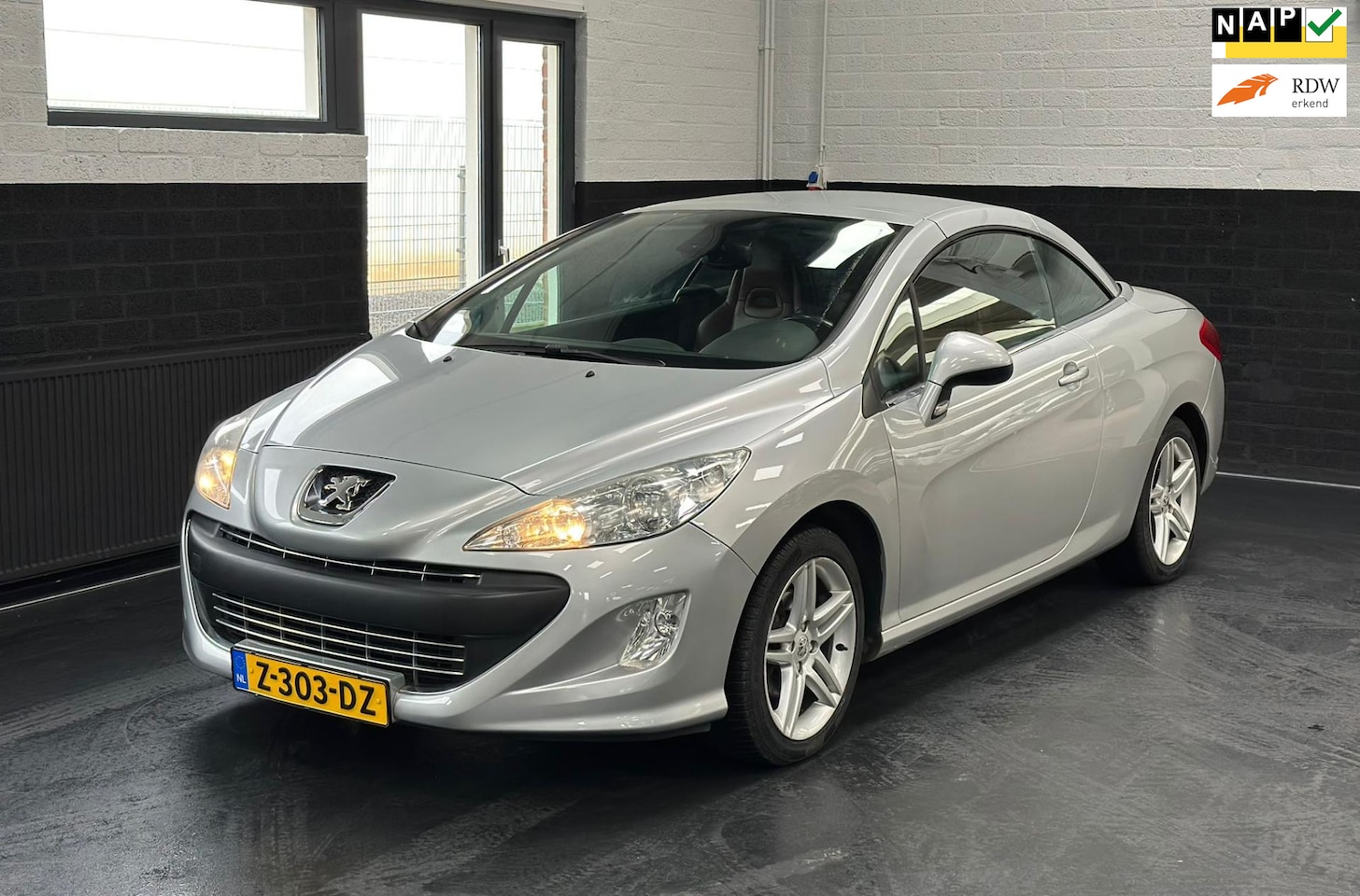 Peugeot 308 CC - 1.6 VTi Sport 1.6 VTi Sport - AutoWereld.nl