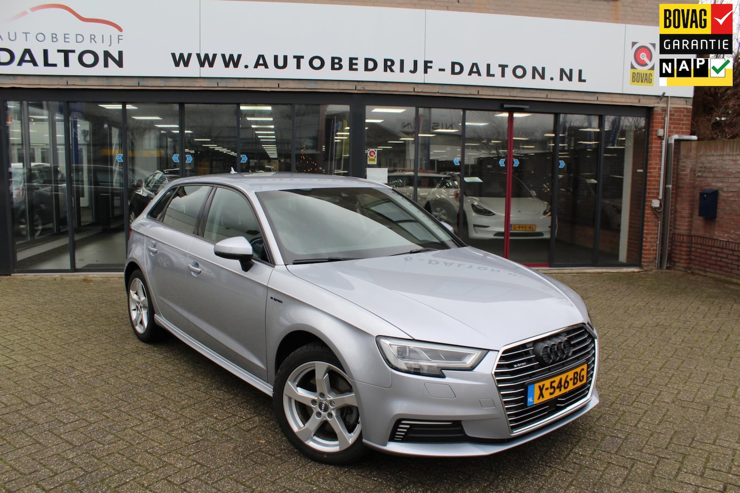 Audi A3 Sportback - 1.4 e-tron Sport NAVIGATIE - AutoWereld.nl