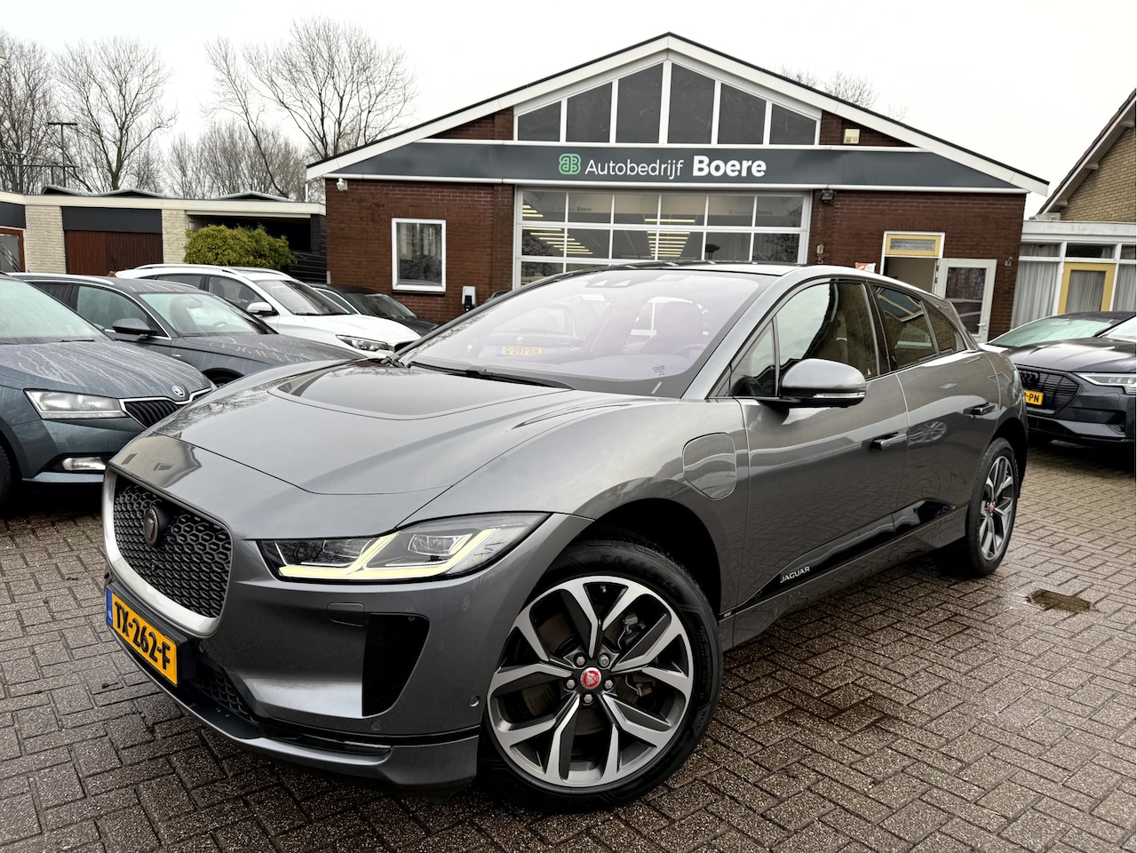 Jaguar I-PACE - EV400 SE 90 kWh Nw. Accupakket, Fietsendrager Pano-dak , 360'Camera, Meridian Audio - AutoWereld.nl