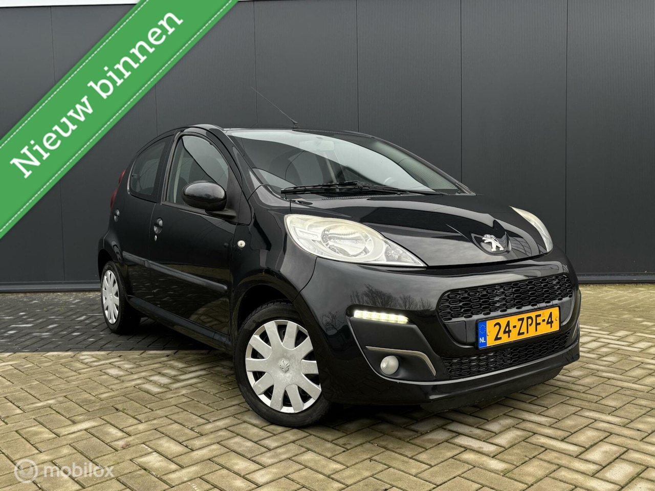 Peugeot 107 - 1.0 Active Airco elec ramen - AutoWereld.nl