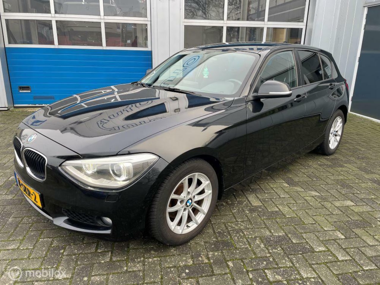 BMW 1-serie - F20 118i 5Deurs Sport Line 2011 Nw motor + Apk - AutoWereld.nl