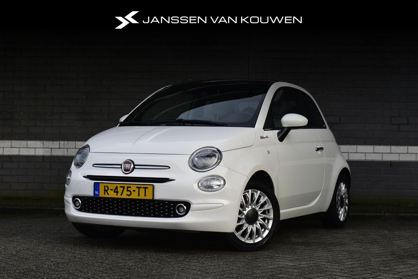 Fiat 500 - 1.0 Hybrid Dolcevita / Panoramadak / Parkeersensoren / Licht-Regensensor - AutoWereld.nl