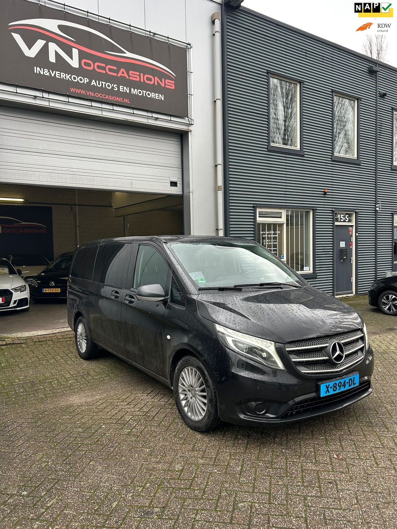 Mercedes-Benz Vito Tourer - 119 CDI 190 PK BlueTEC TAXIKLAAR - AutoWereld.nl