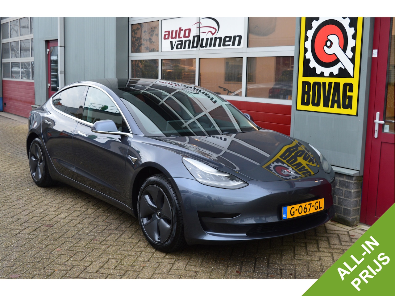 Tesla Model 3 - Standard RWD Plus 60 kWh O.a: Haak, Pano, Leder, Clima, Navi, Rijklaar, Etc. All-in prijs! - AutoWereld.nl