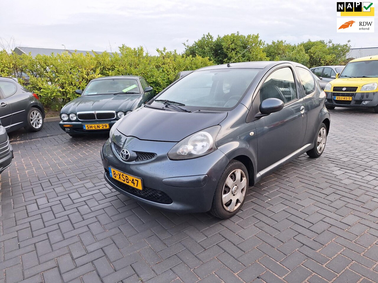 Toyota Aygo - 1.0-12V Access / APK oktober 2025 - AutoWereld.nl