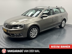 Volkswagen Passat Variant - 1.6 TDI Highline BlueMotion Navigatie-Trekhaak-Cr.contr-Clima-Camera-Parkeersensoren-Lm16'