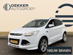 Ford Kuga - 1.5 Ecoboost 150 pk Titanium-Stylingpack-trekhaak