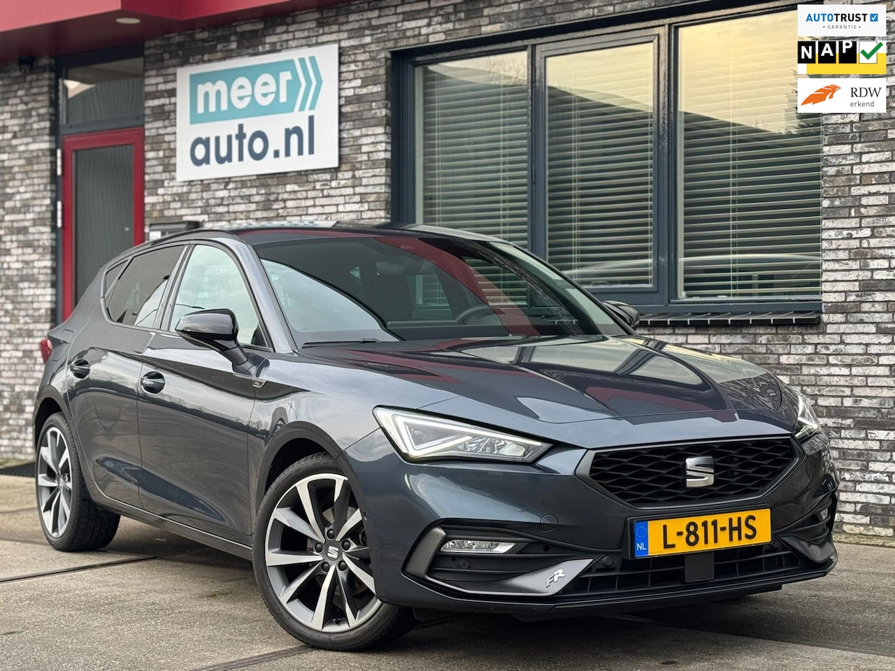 Seat Leon - 1.0 eTSI FR Business Intense DSG VIRTUAL l ORG.NL l DEALER OND l SFEER l LED - AutoWereld.nl