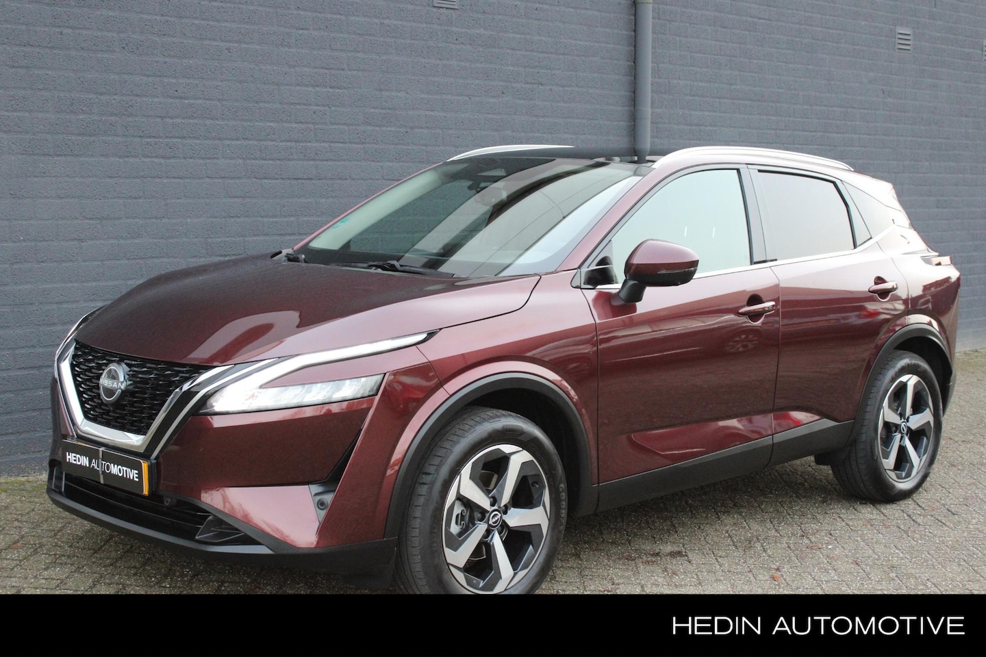 Nissan Qashqai - 1.3 MHEV 140 PK Business Design | Adaptive Cruise Control | Trekhaak | Climate Control | N - AutoWereld.nl