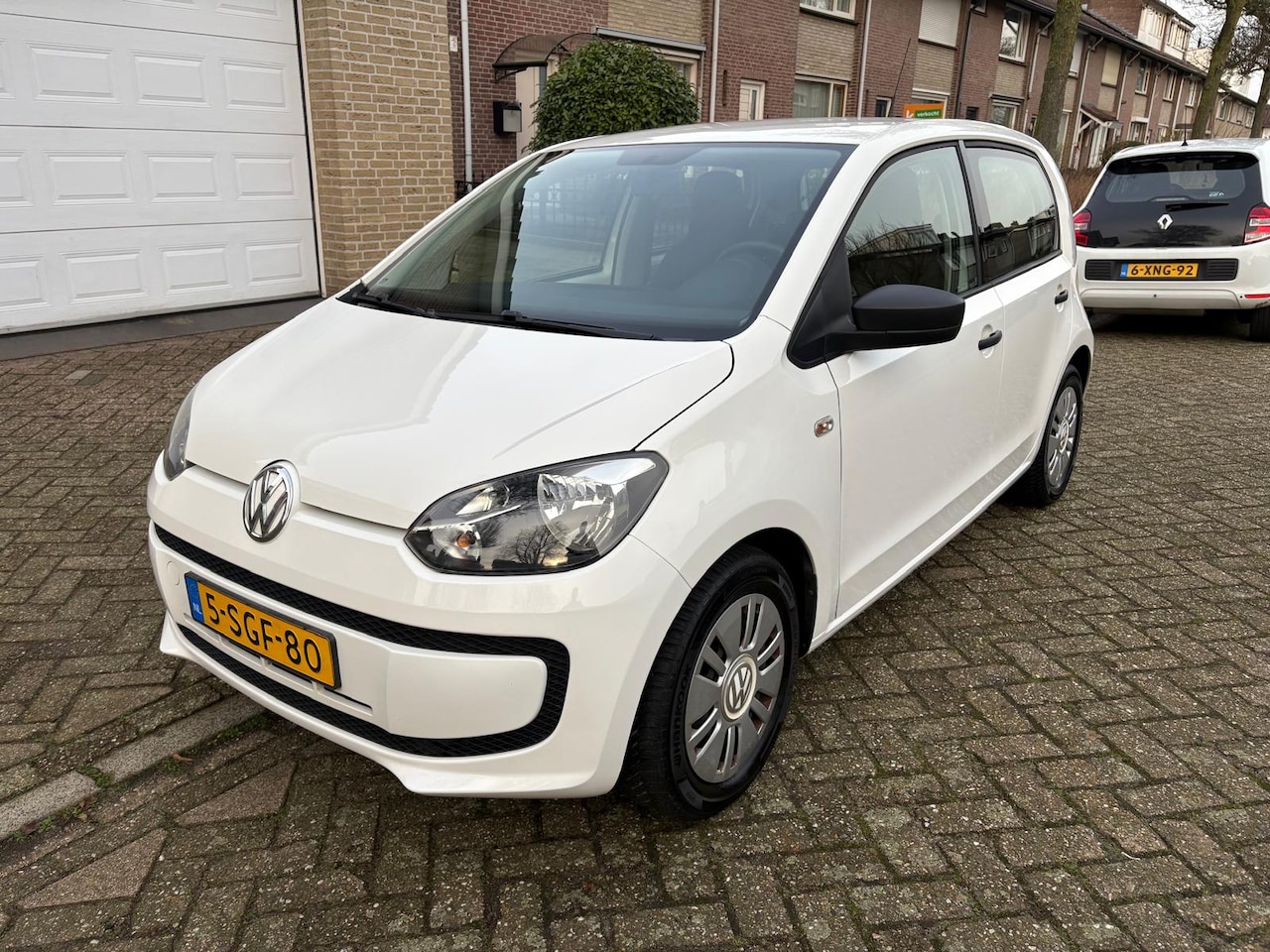 Volkswagen Up! - 1.0 take up! BlueMotion - AutoWereld.nl