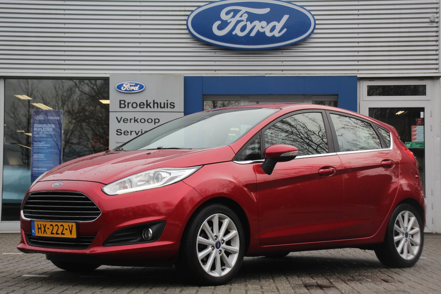 Ford Fiesta - 1.0EB TITANIUM | 1E EIGENAAR! | NL-AUTO! | DEALER OH! | NAVI | CLIMA | VERWARMDE VOORRUIT - AutoWereld.nl