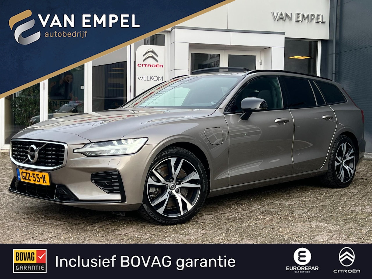 Volvo V60 - 2.0 T8 Twin Engine AWD R-Design BTW | Volvo dealer onderhouden |Schuif- Kanteldak |Stoelko - AutoWereld.nl