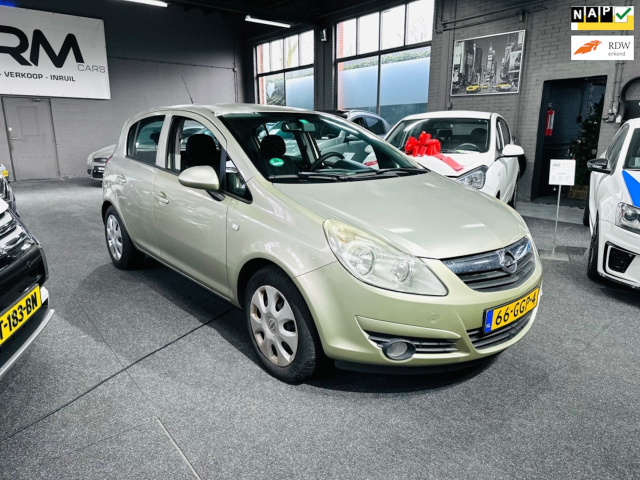 Opel Corsa - 1.4-16V Business - Rijdt schakelt goed - Nieuwe APK tot 20-12-2025 - AutoWereld.nl