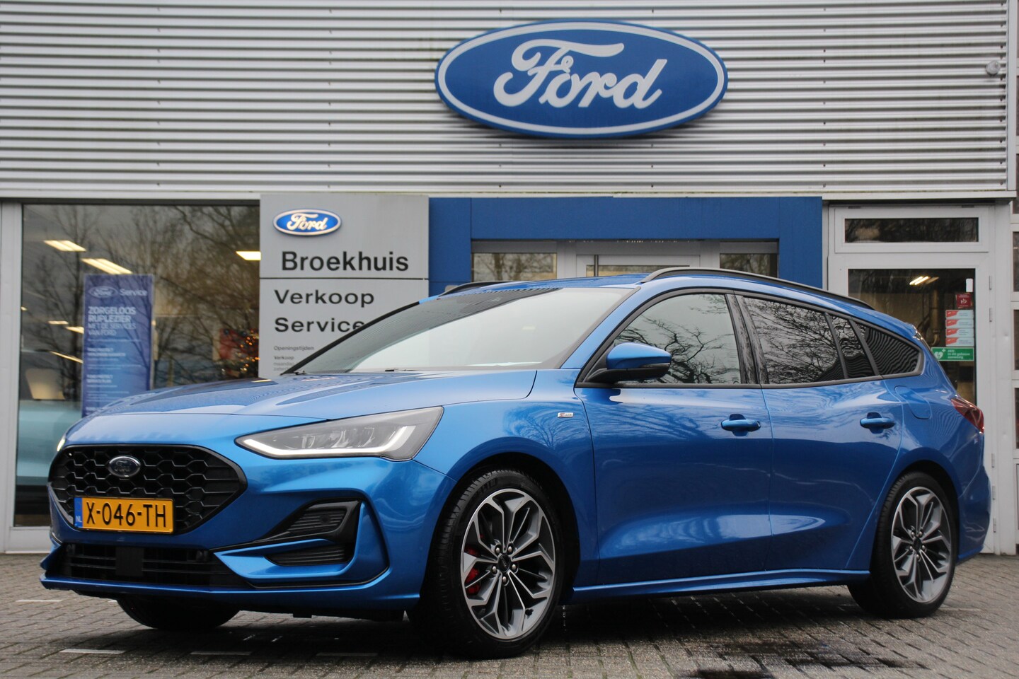 Ford Focus Wagon - 1.0EB HYBRID ST-LINE X | 2024 | 18"LMV | Winterpack | Kleur: Desert Island Blue | - AutoWereld.nl