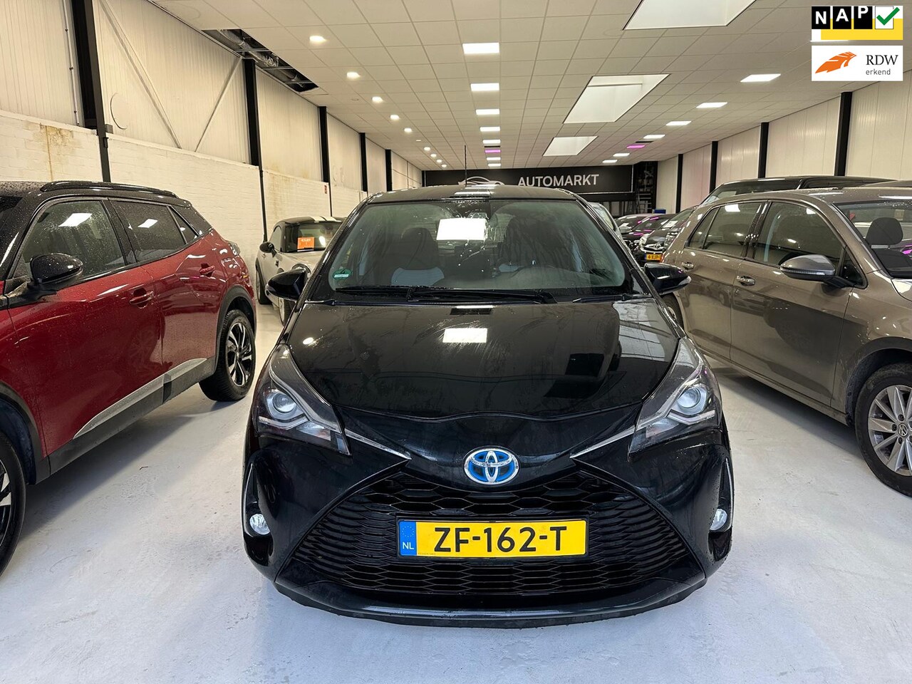 Toyota Yaris - 1.5 Hybrid Dynamic 1 JAAR GARANTIE - AutoWereld.nl