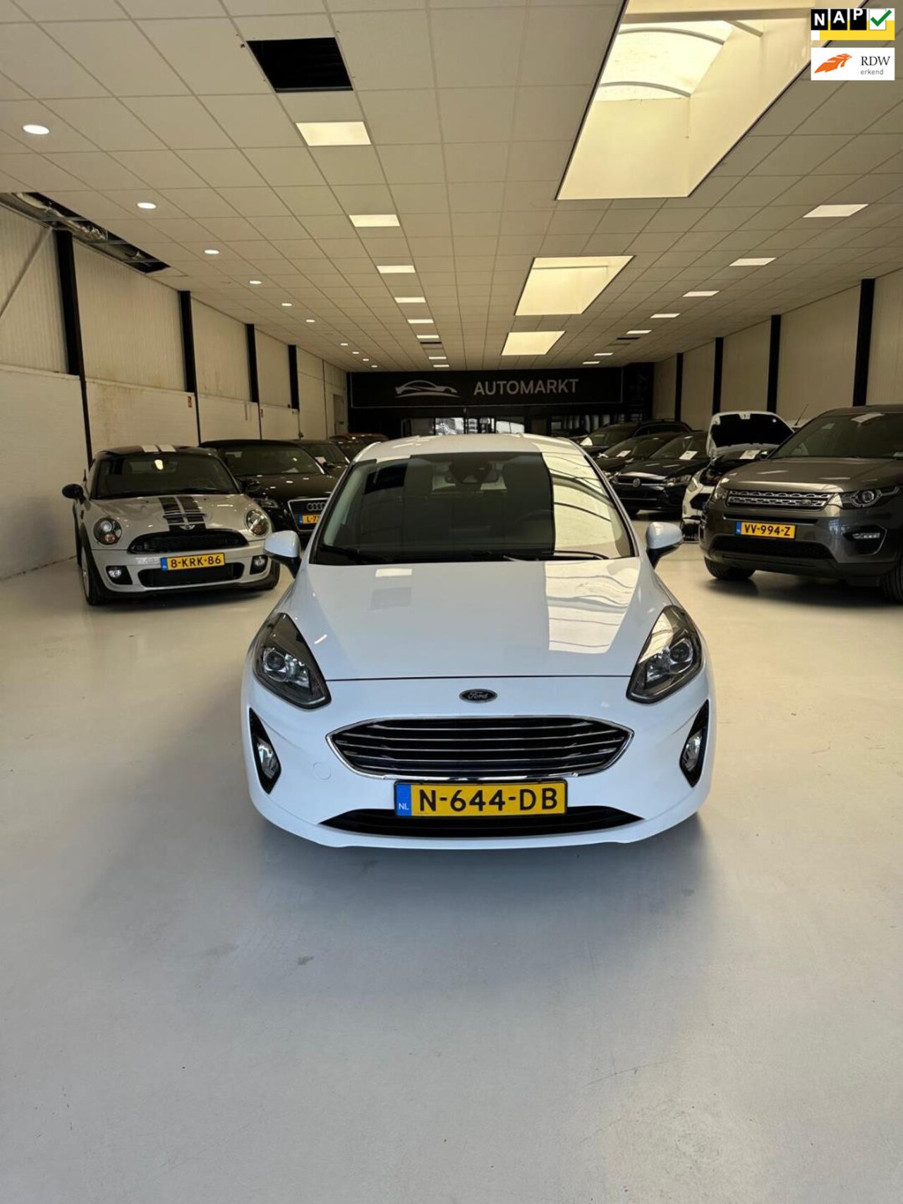 Ford Fiesta - 1.0 EcoBoost Hybrid Titanium INC 1 JAAR GARANTIE KERSTACTIE !! - AutoWereld.nl